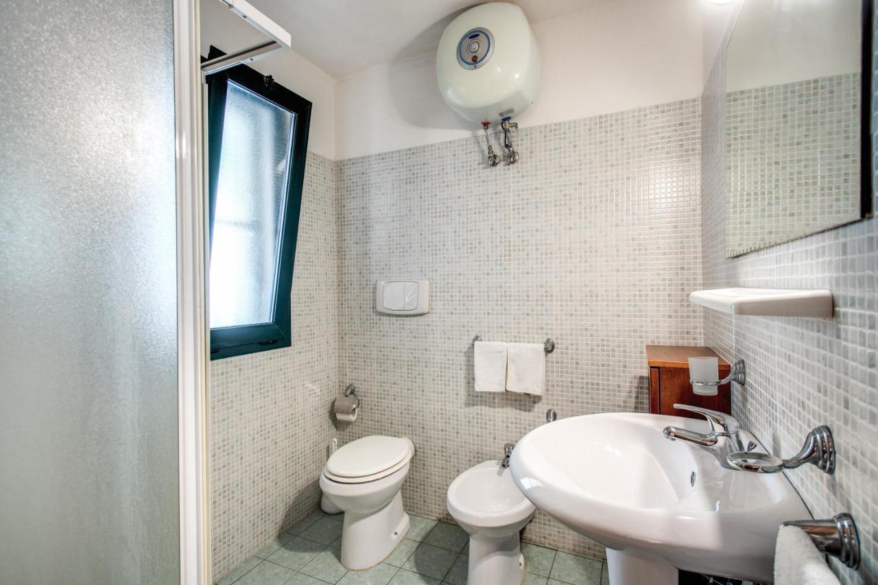 Yellow Star Holiday House Villa Marina di Mancaversa Bagian luar foto