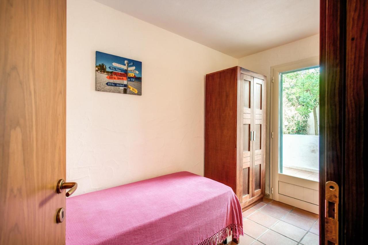 Yellow Star Holiday House Villa Marina di Mancaversa Bagian luar foto